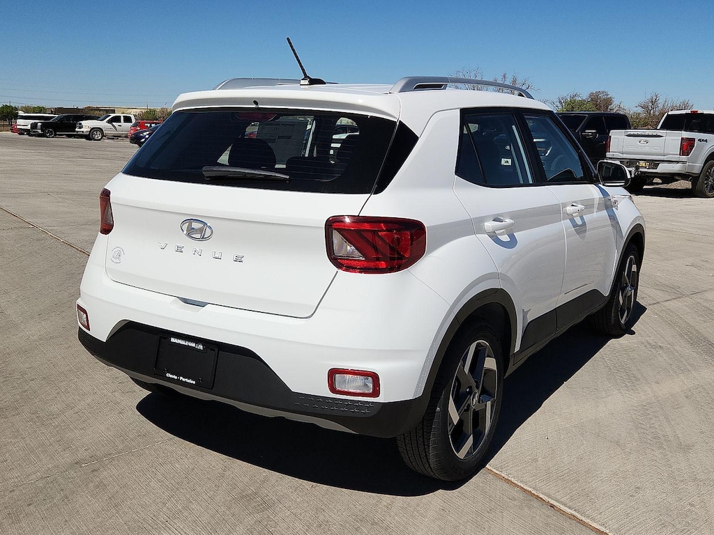 New 2026 Hyundai Venue SEL SUV