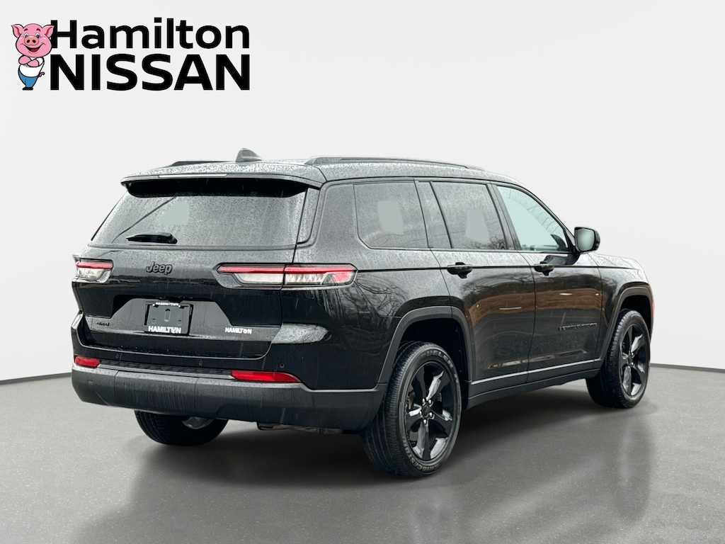 Used 2023 Jeep Grand Cherokee L Laredo SUV