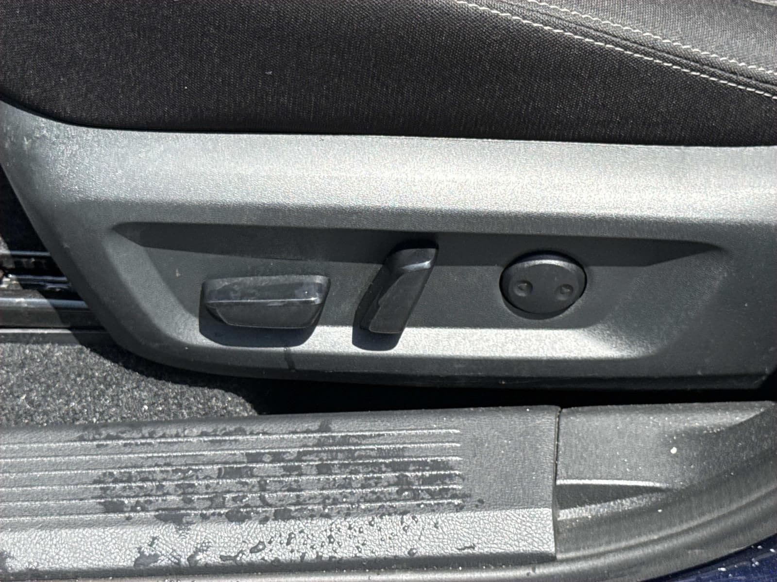 2026 Nissan Rogue SV - Photo 22