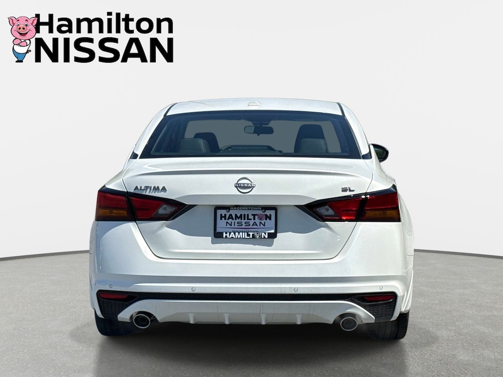 New 2025 Nissan Altima SL Sedan