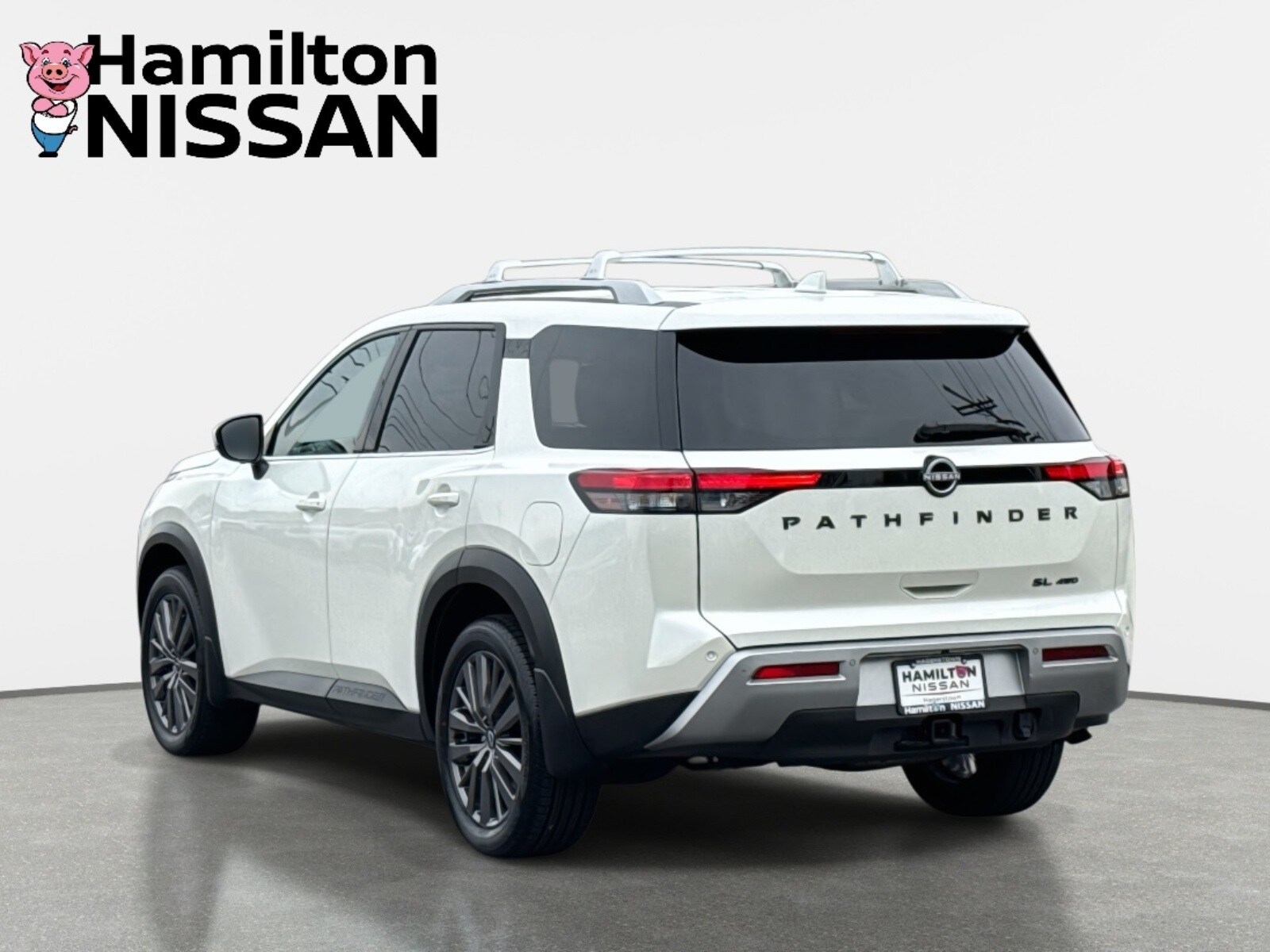 2024 Nissan Pathfinder SL photo 4