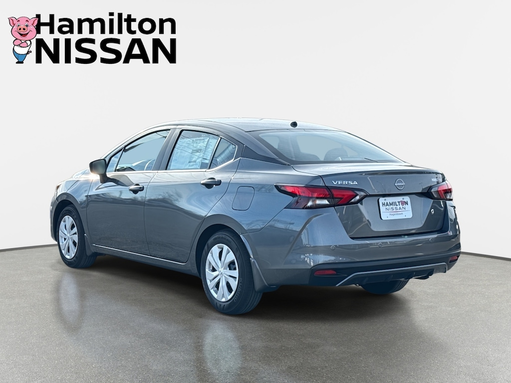 New 2025 Nissan Versa 1.6 S Sedan