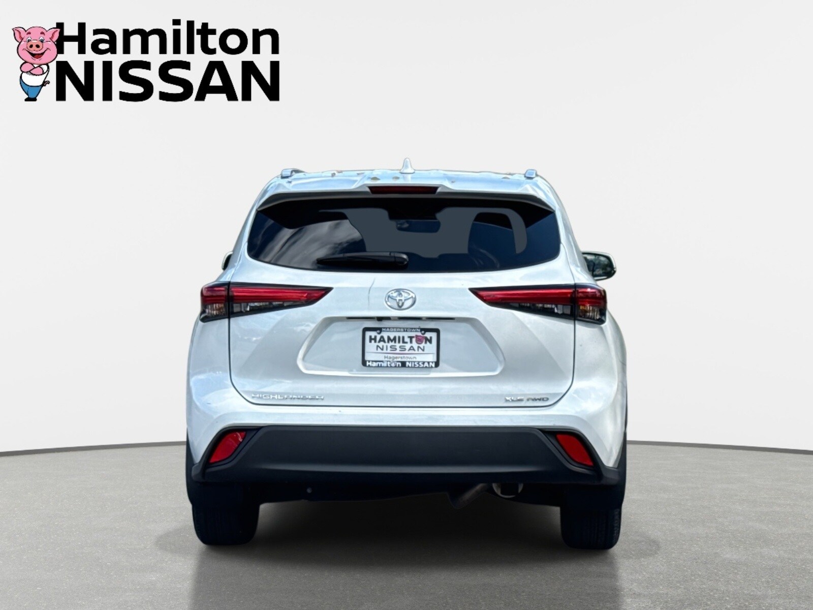 2023 Toyota Highlander L photo 3