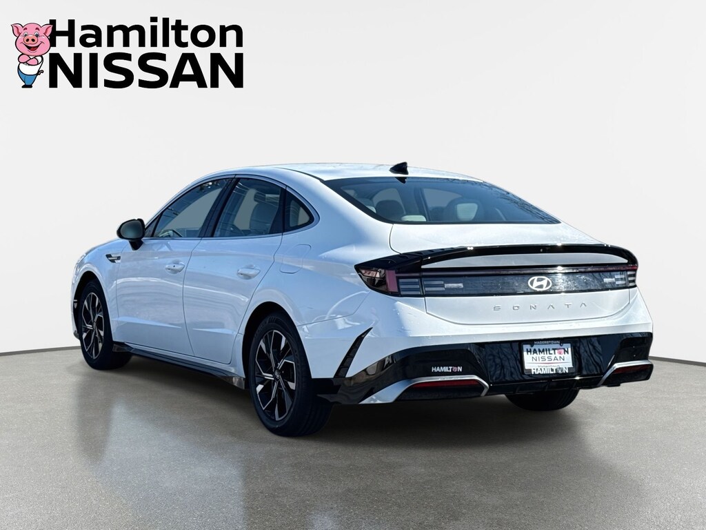 Used 2024 Hyundai Sonata SEL Sedan