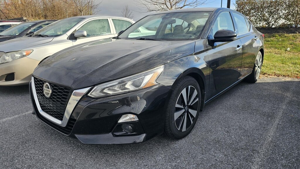 Used 2022 Nissan Altima 2.5 SL Sedan