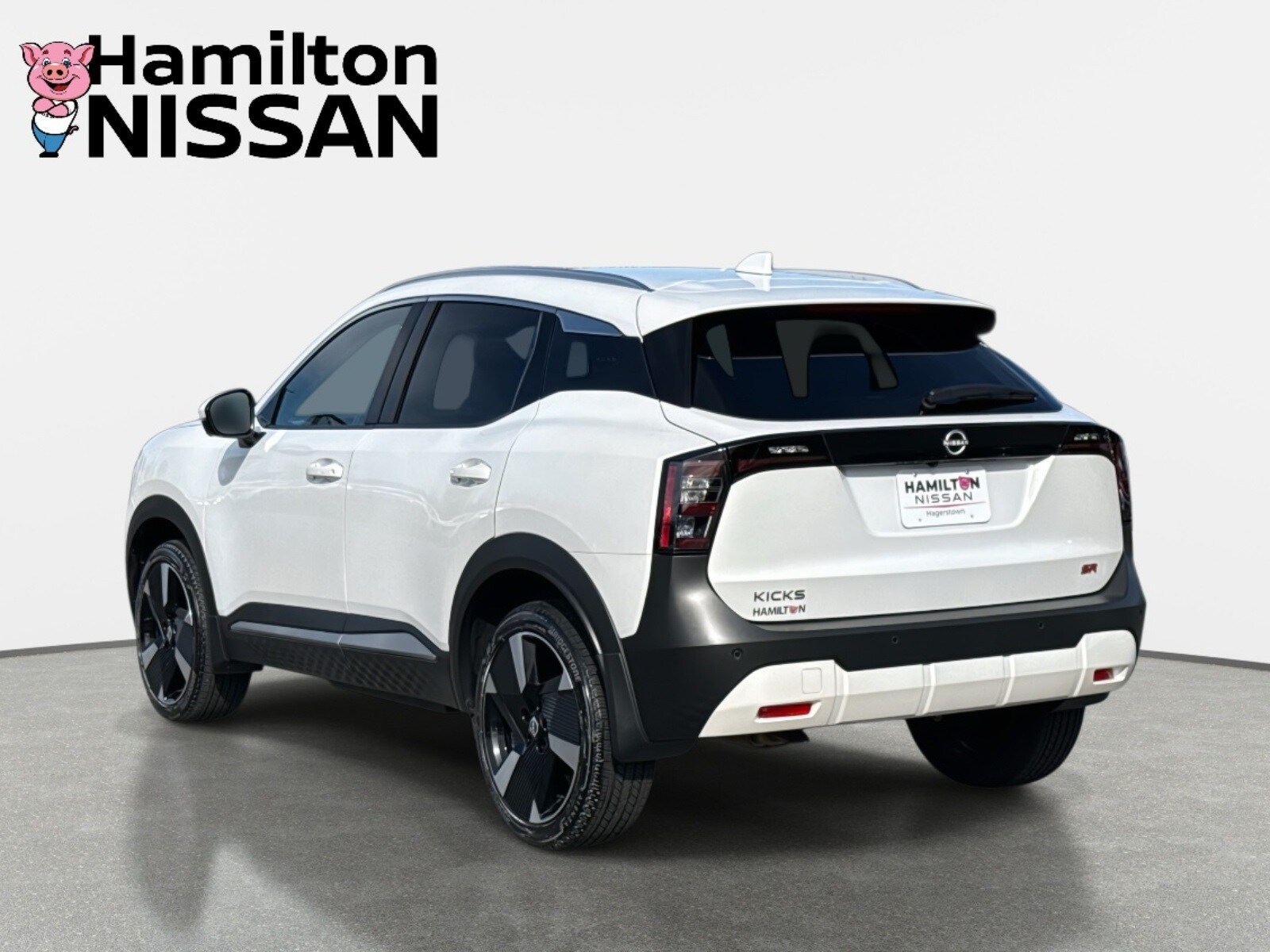 2025 Nissan Kicks SR photo 4