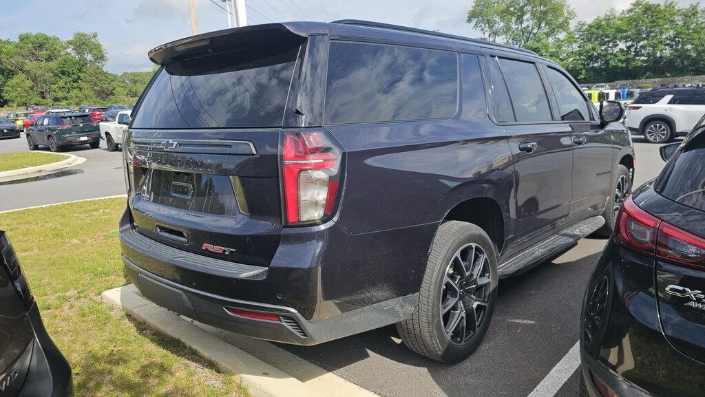 Used 2022 Chevrolet Suburban RST SUV