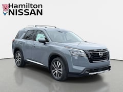 2025 Nissan Pathfinder Platinum SUV