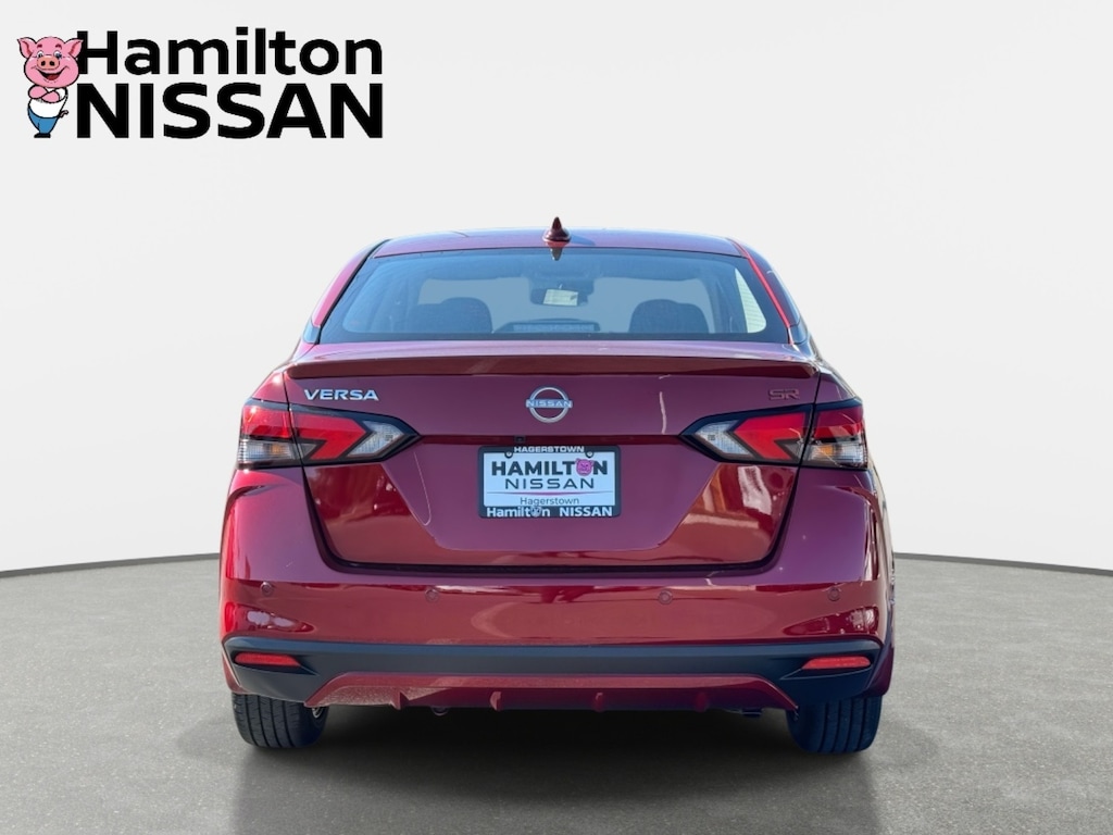 New 2025 Nissan Versa 1.6 SR Sedan