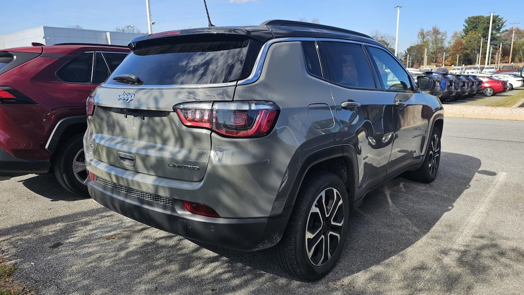 Used 2024 Jeep Compass Limited SUV