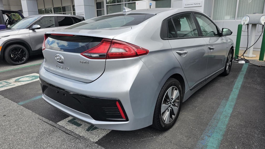 Used 2019 Hyundai Ioniq Plug-In Hybrid  Hatchback
