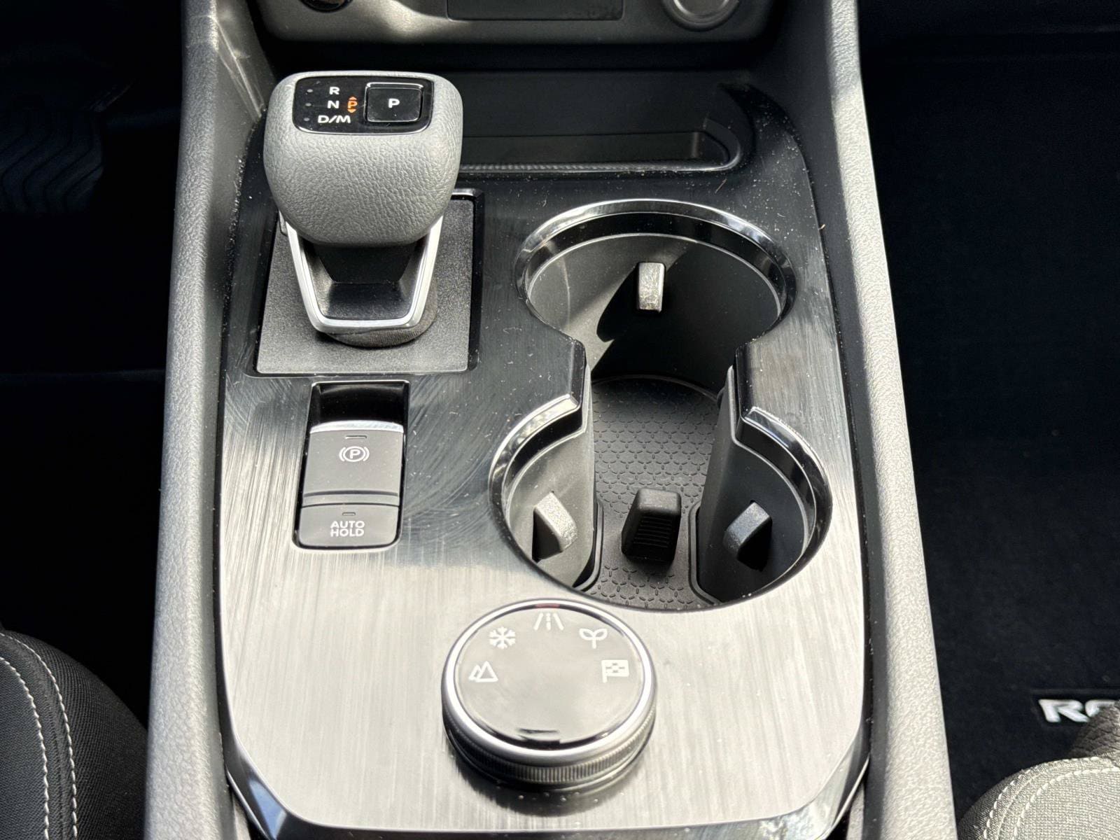 2026 Nissan Rogue SV - Photo 13