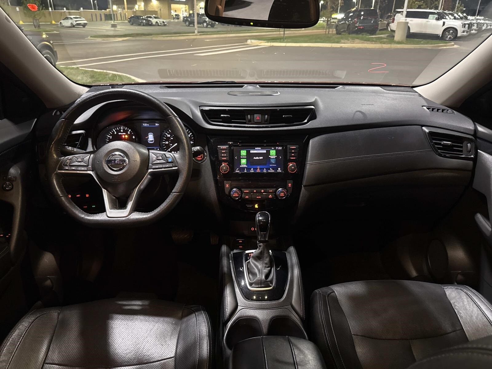 2019 Nissan Rogue SL photo 3