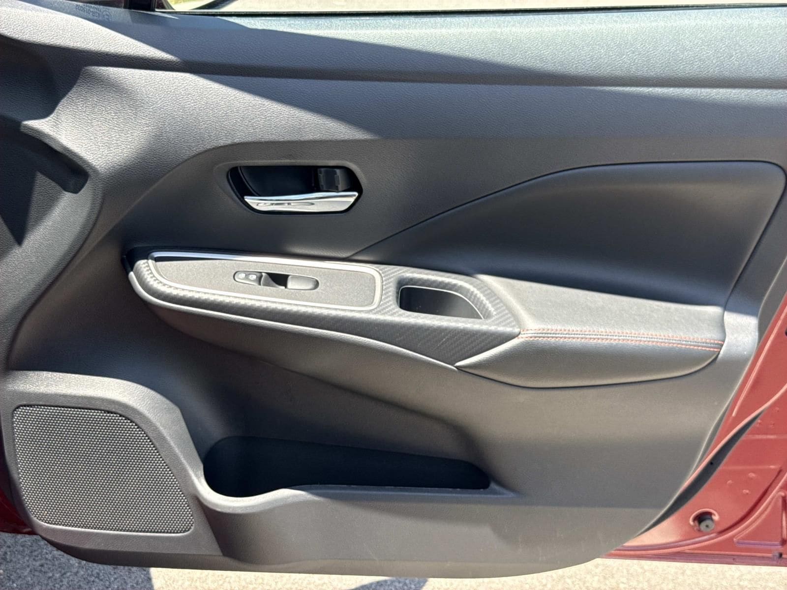 2025 Nissan Versa Sedan SR - Photo 24