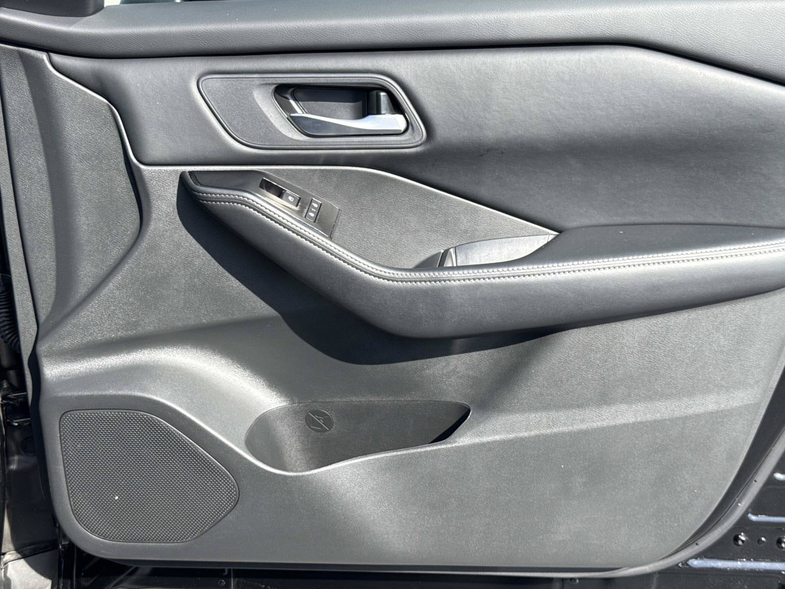 2026 Nissan Rogue SV - Photo 23