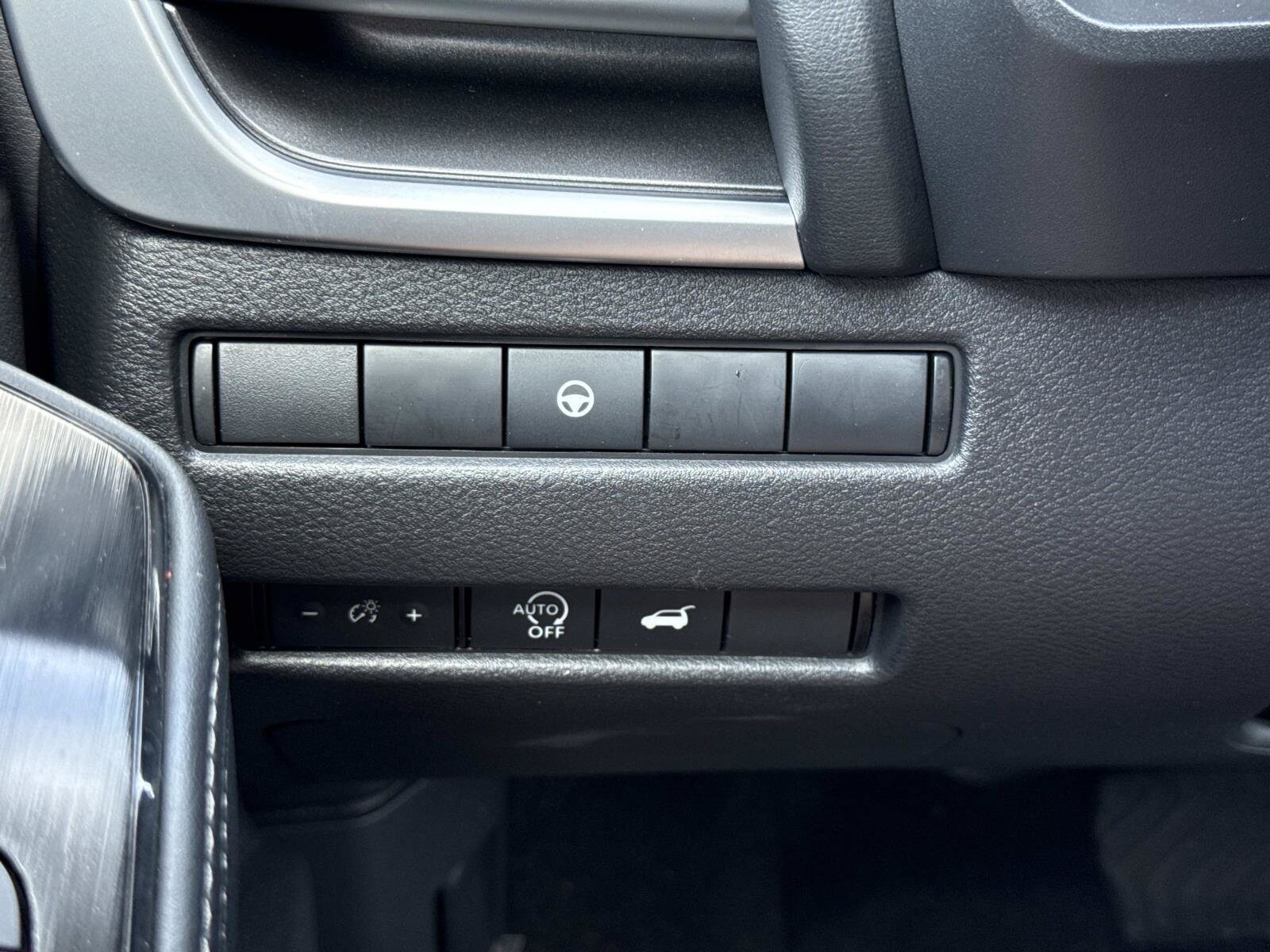 2026 Nissan Rogue SV - Photo 18