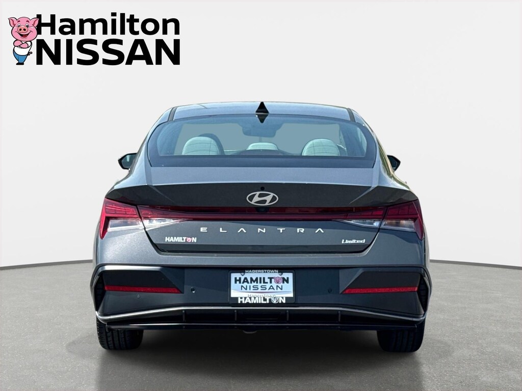 Used 2024 Hyundai Elantra Limited Sedan