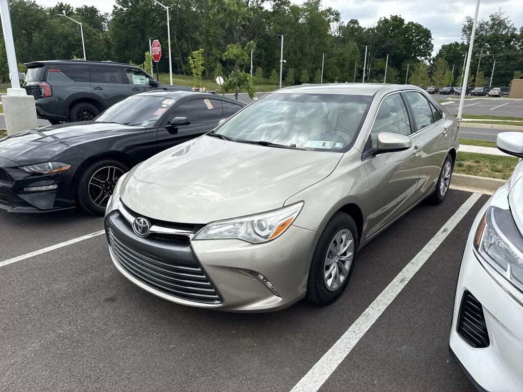 Used 2017 Toyota Camry LE Sedan