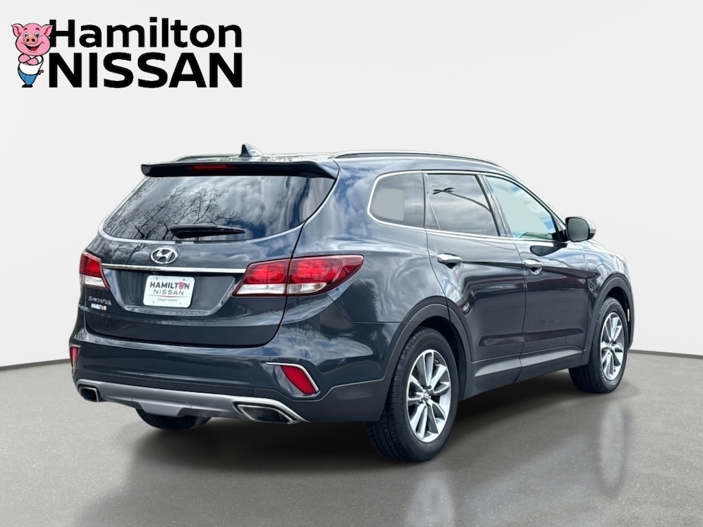 Used 2018 Hyundai Santa Fe SE SUV