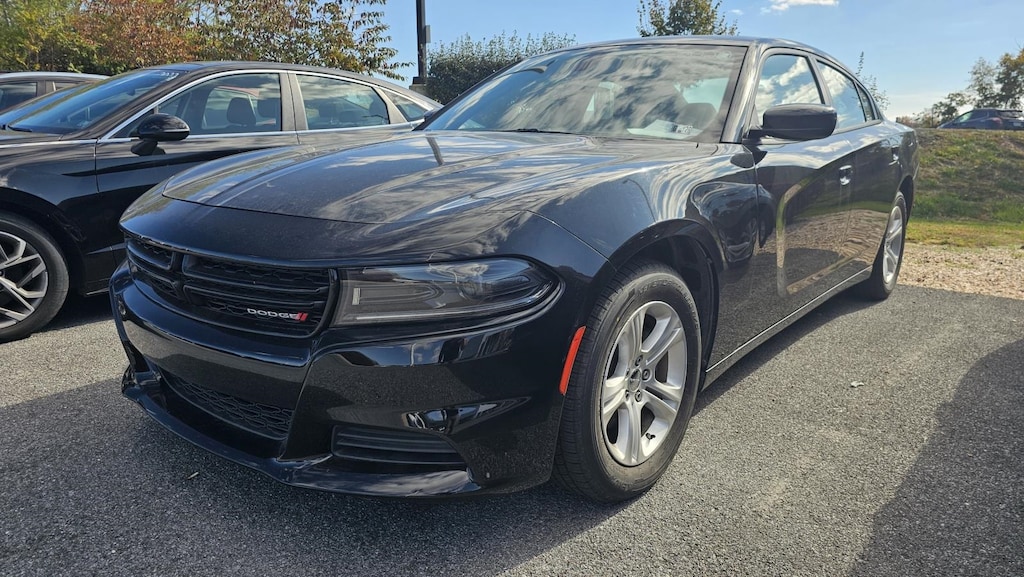 Used 2022 Dodge Charger SXT Sedan