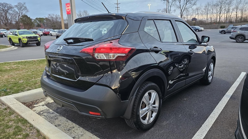 Used 2019 Nissan Kicks S SUV