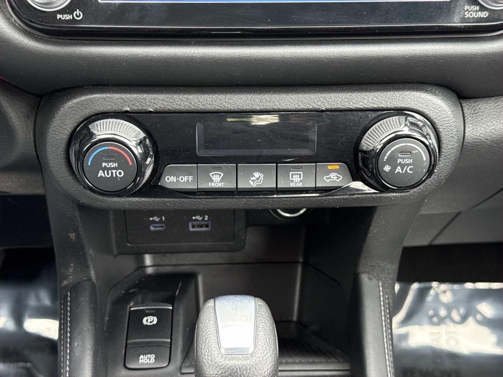 2021 Nissan Kicks SR - Photo 11