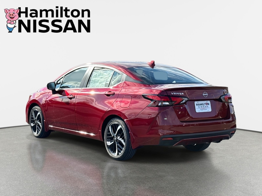 New 2025 Nissan Versa 1.6 SR Sedan