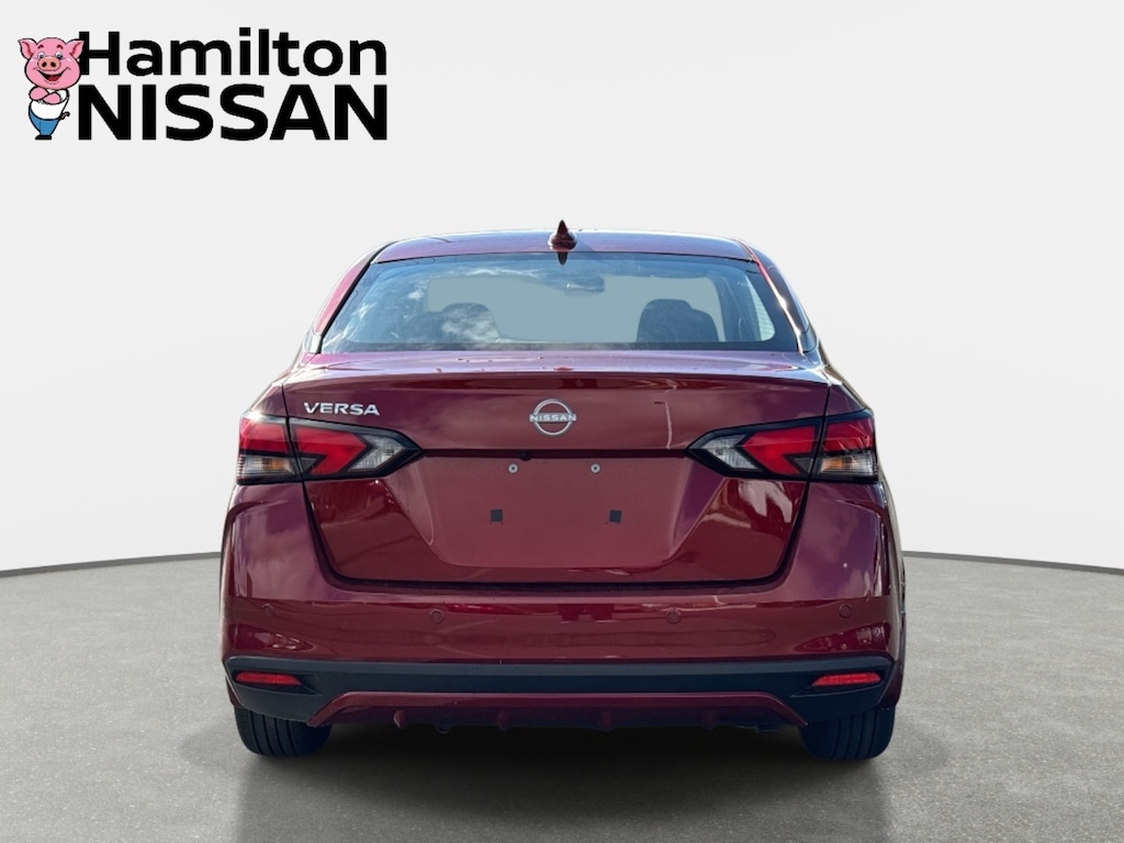 New 2025 Nissan Versa 1.6 SV Sedan