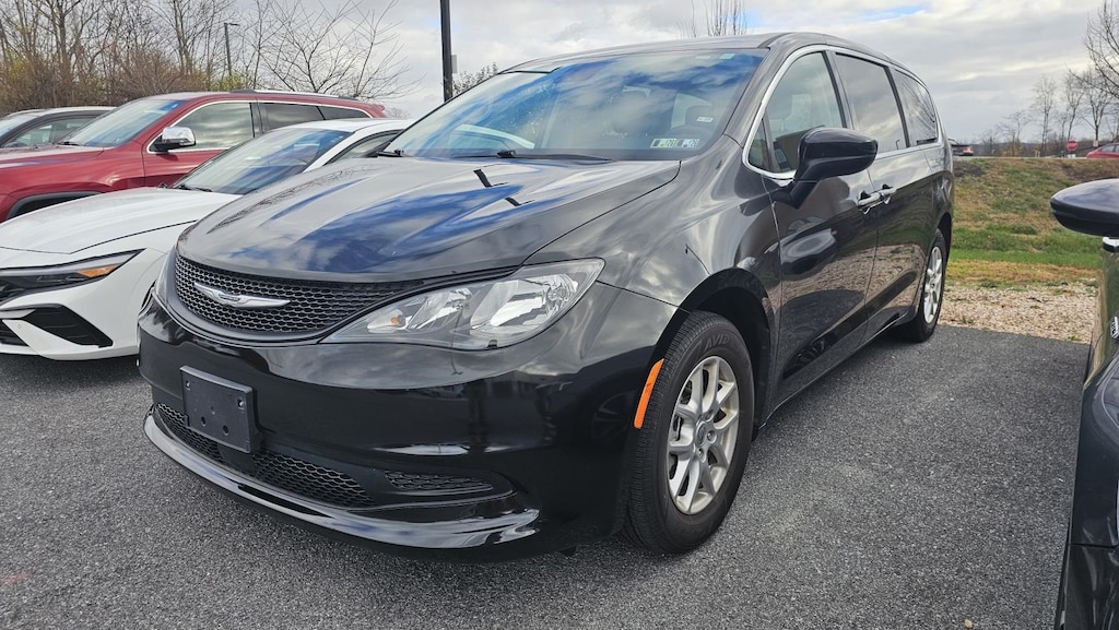 Used 2023 Chrysler Voyager LX Van Passenger Van