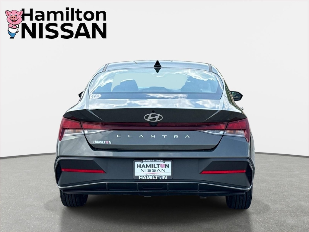 Used 2024 Hyundai Elantra SEL Sedan