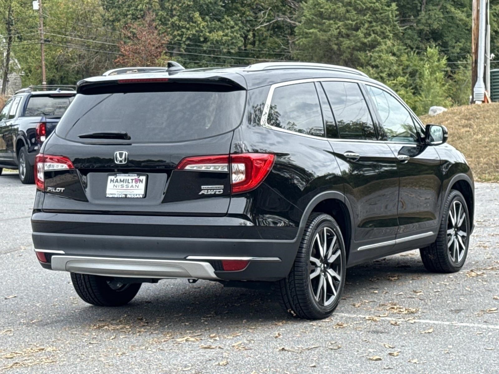 2019 Honda Pilot Touring photo 2