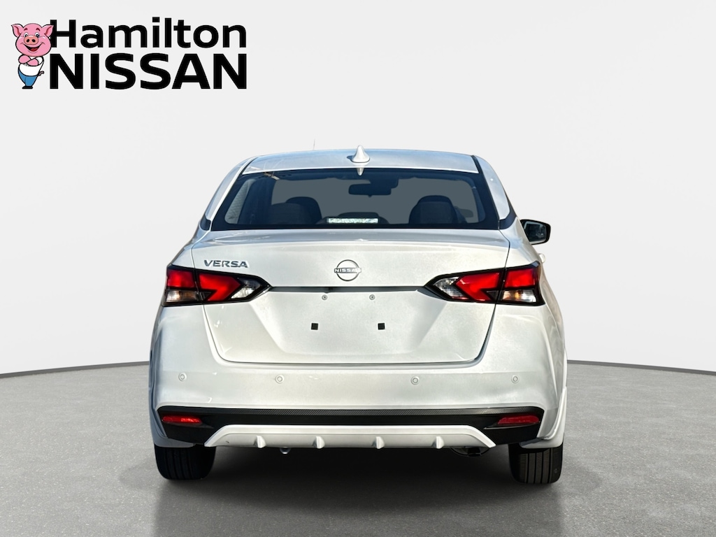 New 2025 Nissan Versa 1.6 SV Sedan