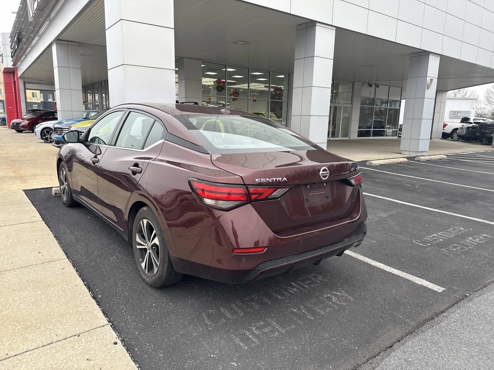 2022 Nissan Sentra SV photo 2