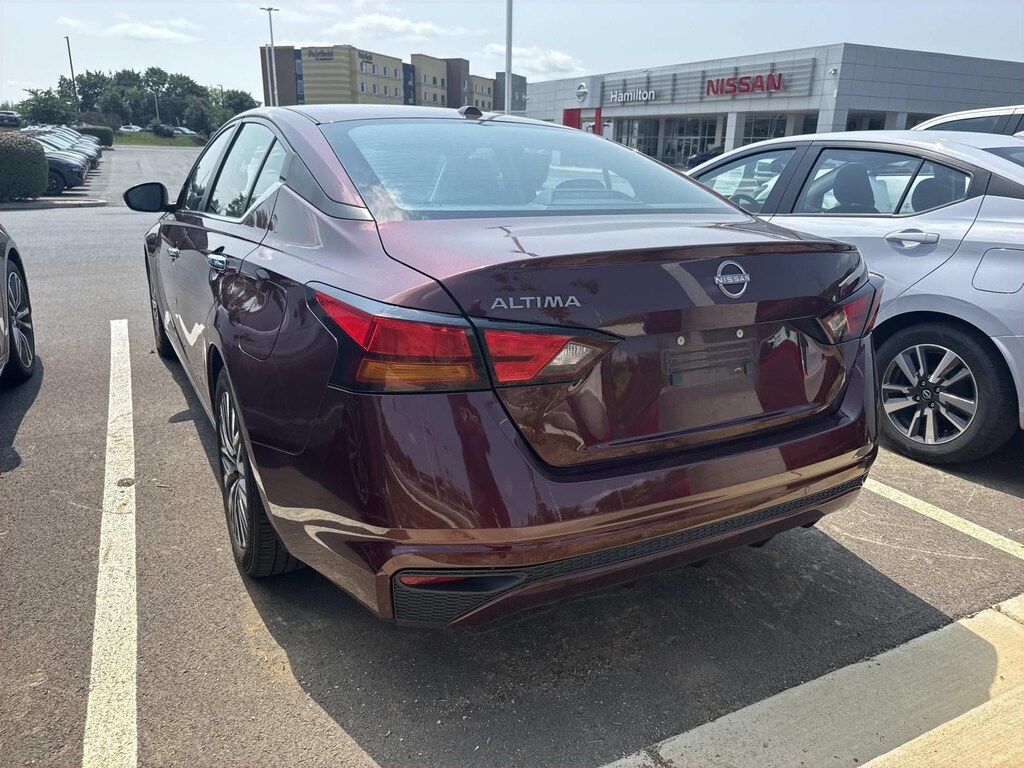 Used 2025 Nissan Altima 2.5 SV Sedan