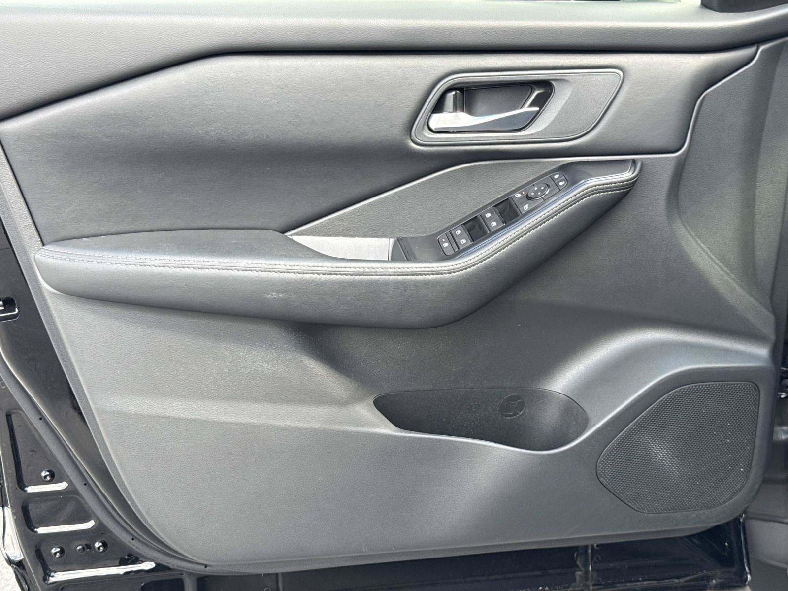 2026 Nissan Rogue SV - Photo 23