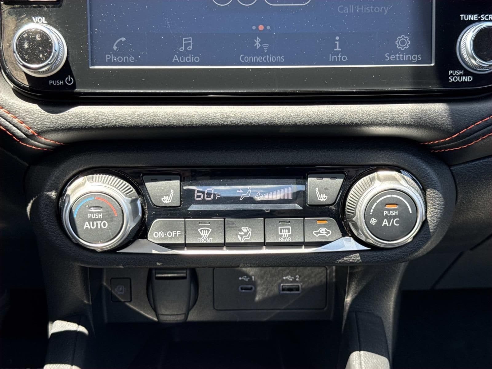 2025 Nissan Versa Sedan SR - Photo 11