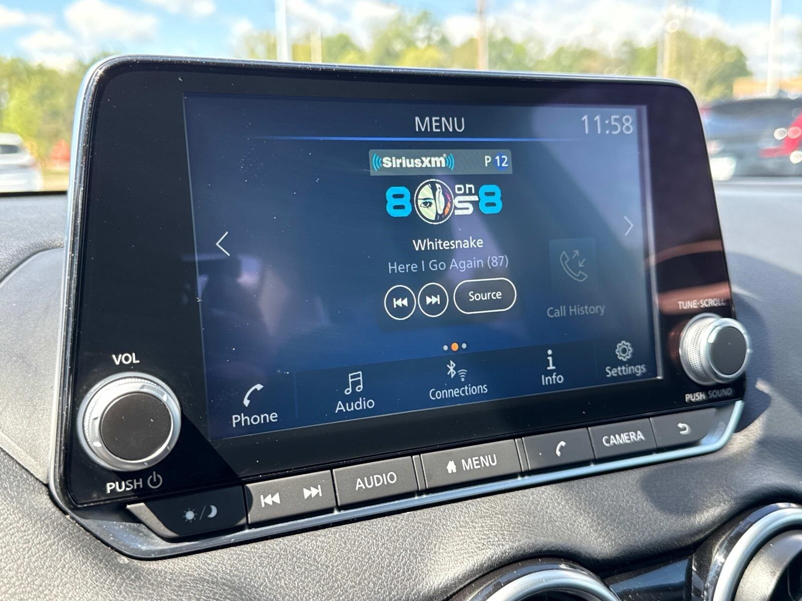 2024 Nissan Sentra SV photo 3