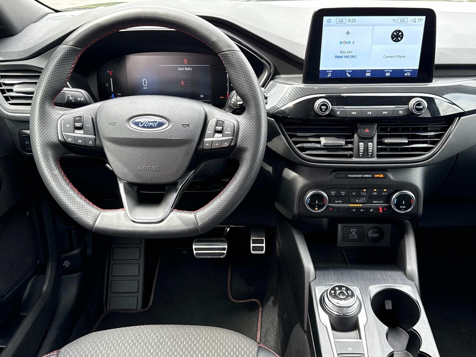 2023 Ford Escape ST-Line photo 2