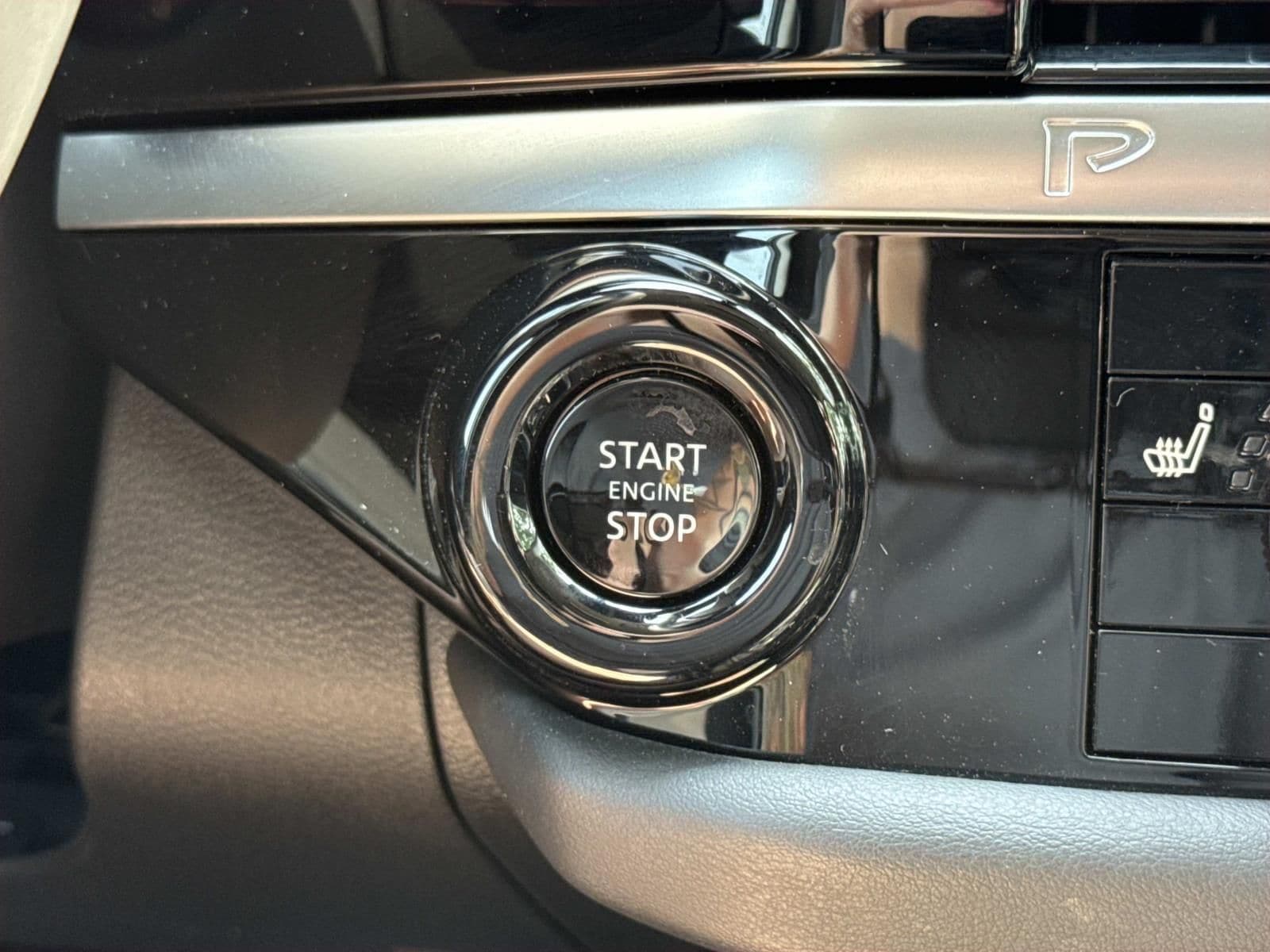 2026 Nissan Pathfinder SV - Photo 20