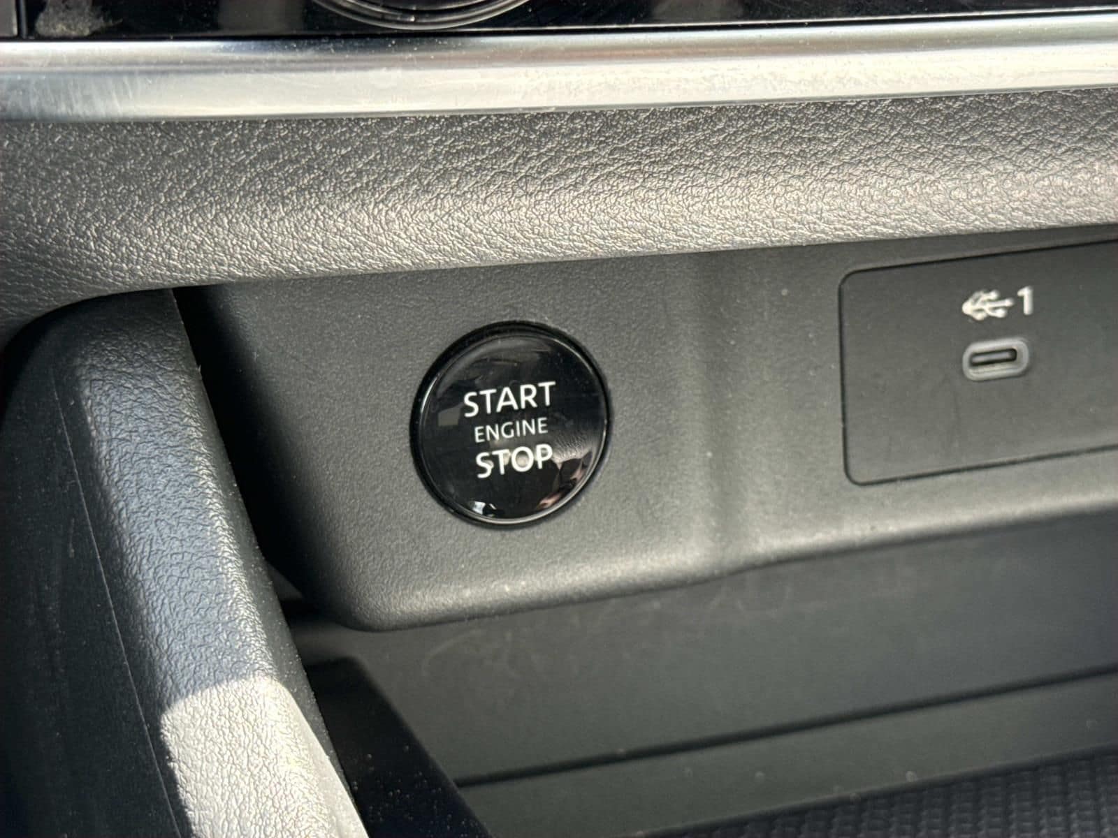 2026 Nissan Rogue S - Photo 20