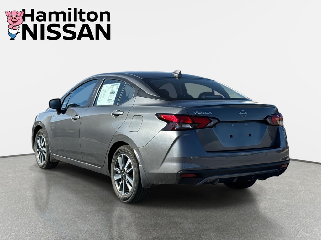 New 2025 Nissan Versa 1.6 SV Sedan