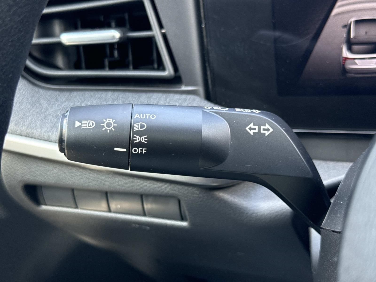 2026 Nissan KICKS SV AWD - Photo 15