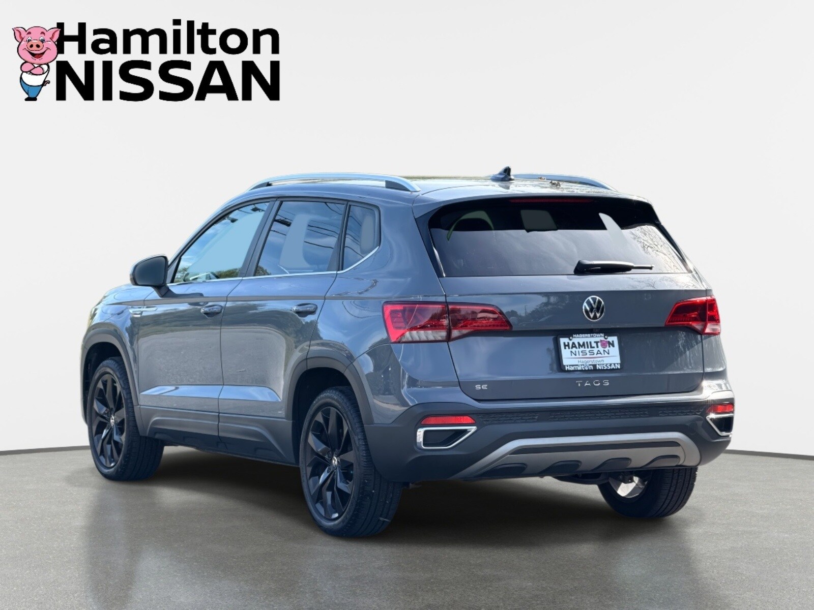 2023 Volkswagen Taos SE photo 2