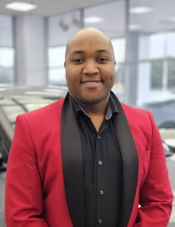 Staff member Marquis Allgood from ID_6a468d5b8d06