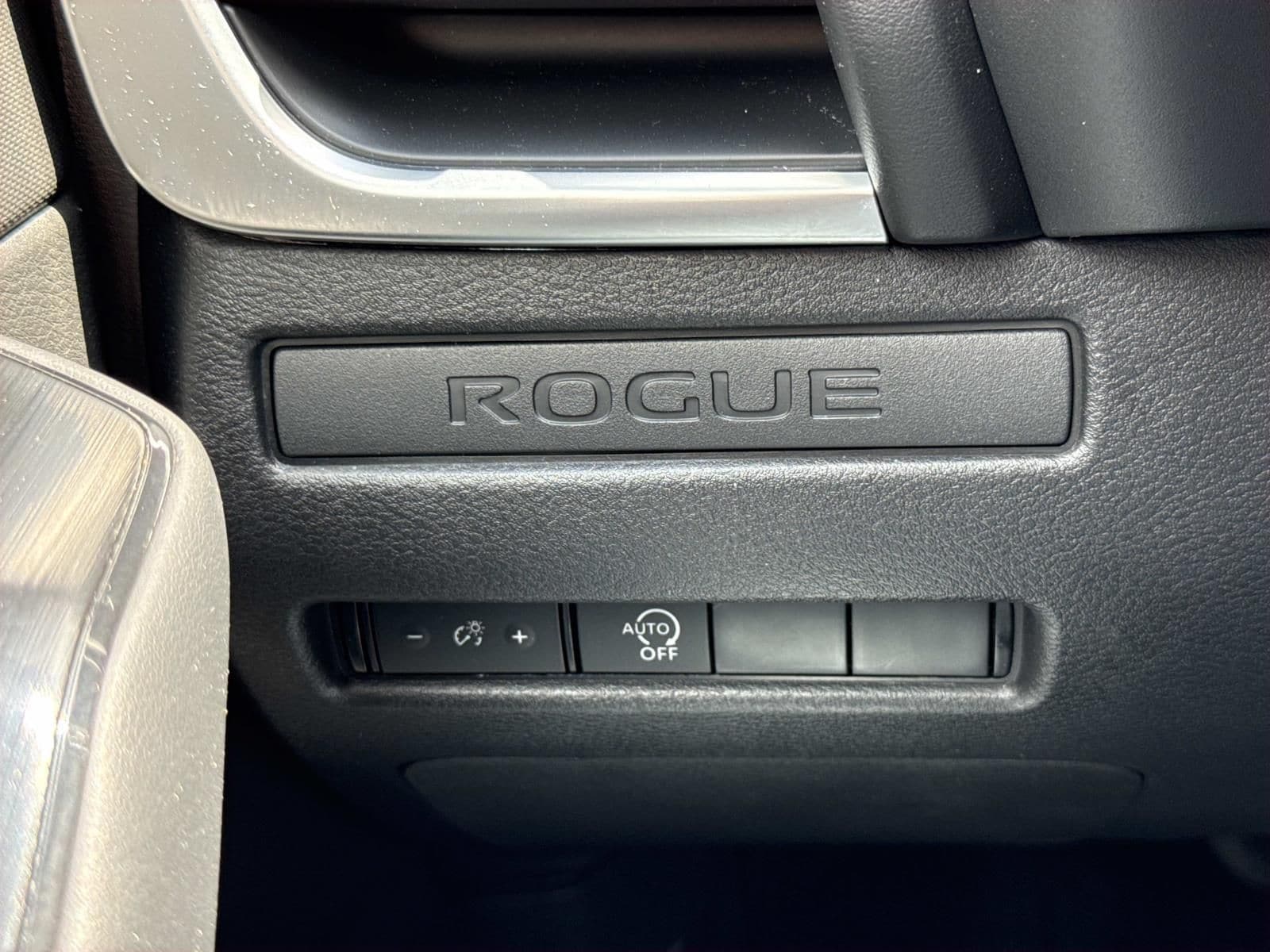 2026 Nissan Rogue S - Photo 19