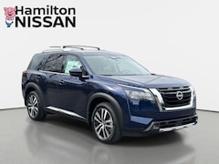 2025 Nissan Pathfinder Platinum SUV