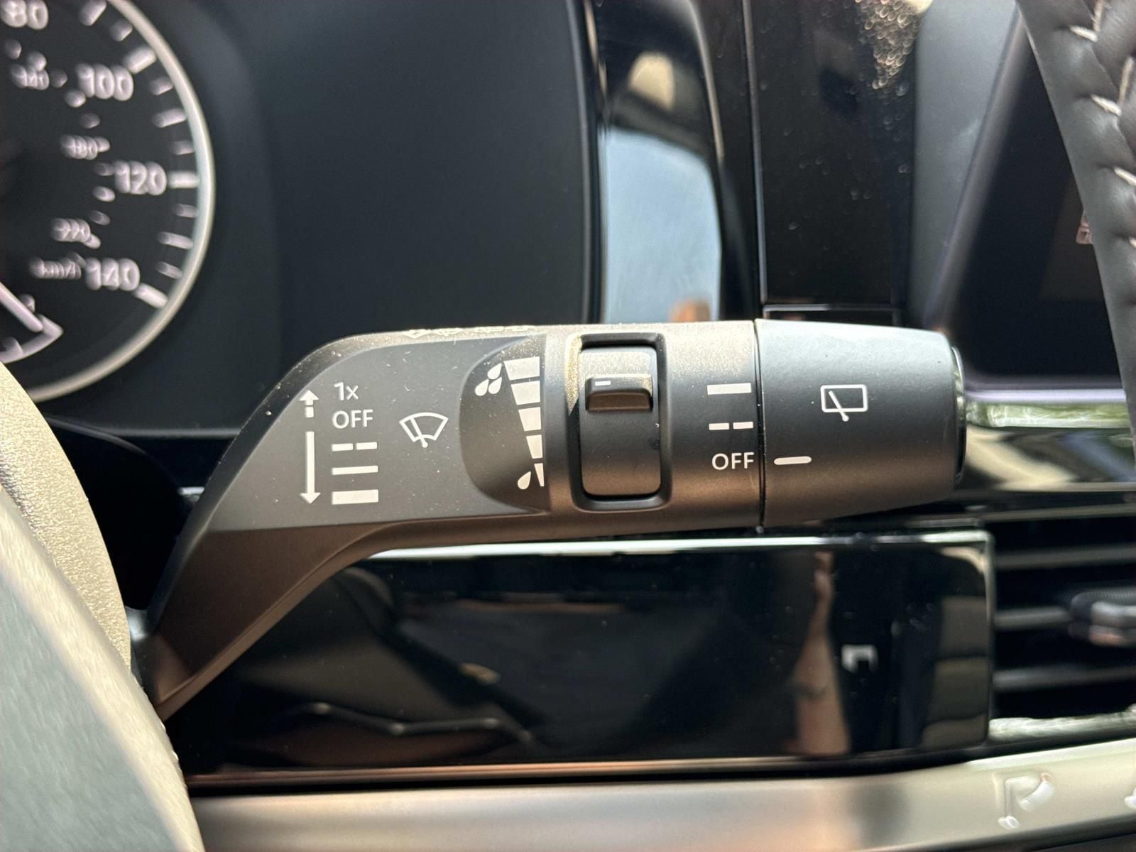 2026 Nissan Pathfinder SV - Photo 17