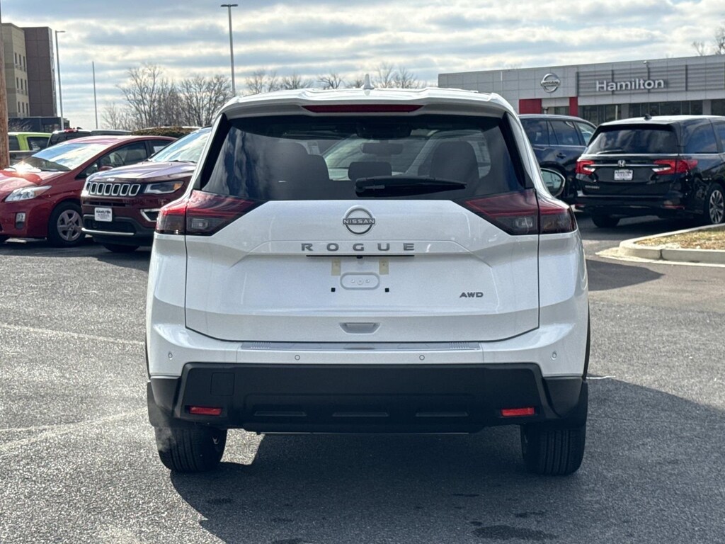 New 2026 Nissan Rogue SV SUV