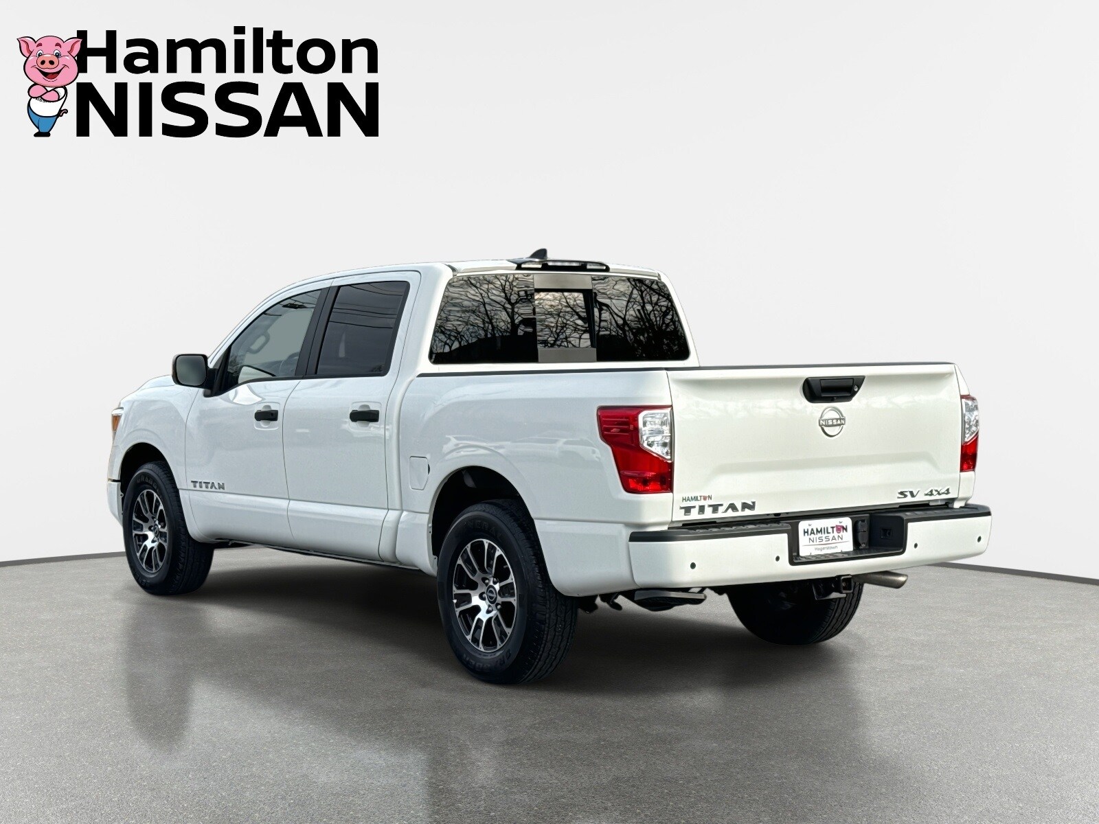 2024 Nissan Titan SV photo 3