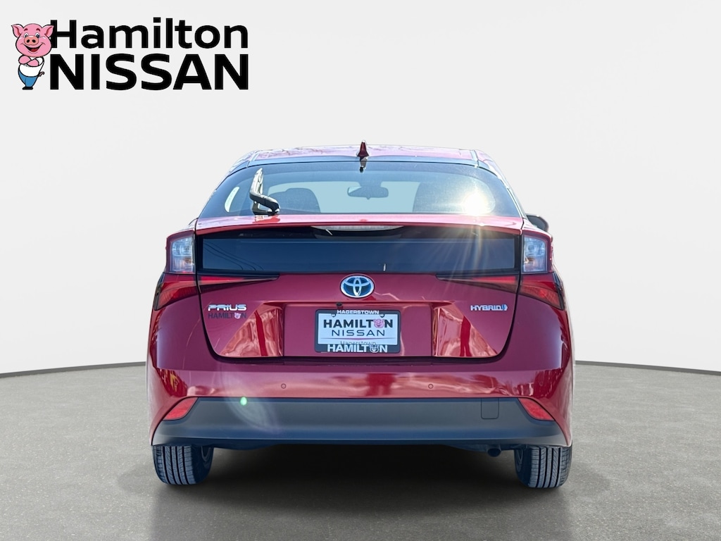 Used 2021 Toyota Prius L Hatchback